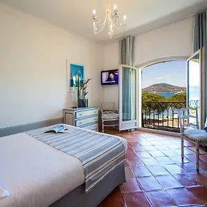 4* מלון La Bastide Du Port - De Charme